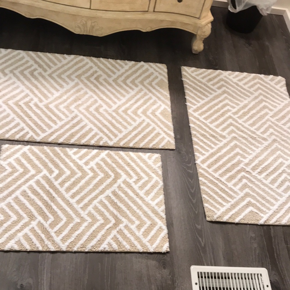 Lauren Bath Rugs